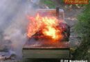 Nö Pritschenwagen in Breitenfurt in Flammen
