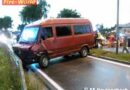 Nö: Eingeklemmte Person nach Unfall auf der B19