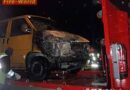 Nö: Transporter geriet während der Fahrt in Brand