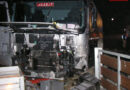 Oö: Eingeklemmte Person bei Lkw-Pkw-Unfall auf B 134 in Fraham