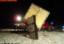 Oö: Lkw-Anhänger auf der LB120 umgestürzt -> Update Bericht & Fotos