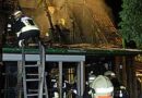 Nö: Erste Löschversuche wirkungslos -> Haus in Vollbrand