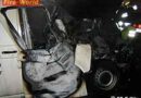 Nö: Kleinbus geriet nach Auffahrunfall in Brand