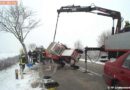 Nö: Traktor nach Unfall mit Pkw bei Grafenwörth umgestürzt