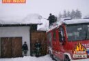 Oö: FF Neukirchen bei Altmünster -> 12 Dächer von Schneelast geräumt