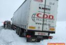 Nö: Bergung eines hängenden Sattelschleppers in Waidhofen/Thaya