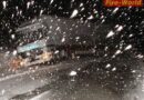 Oö: Lkw-Bergung im Schneegestöber in Weißkirchen