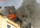 D: Feuer in Essener Dachgeschoßwohnung -> Mieter erlitt Rauchgasvergiftung