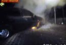 Nö: Abgestellter Pkw begann im Motorraum zu brennen