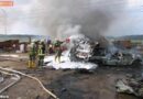 Nö: Schaumeinsatz bei brennenden Autowracks in Irnfritz