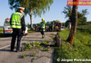 Nö: Pkw prallt gegen Baum und Brückengeländer -> Lenker eingeklemmt