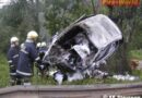 Oö: Spektakulärer Unfall in Steyregg -> Brennender Baum durchbohrte Auto