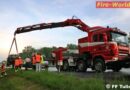 Nö: Fahrzeugbergung mit Kran nach Pkw-Unfall auf S5 bei Tulln
