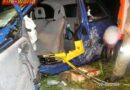 Oö: Frau mit hydraulischen Rettungsgerät aus Fahrzeug befreit