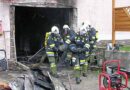 Nö: Vollbrand einer Garage, mehrere Gasflaschen geborgen