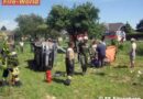 Nö: Verunfallte Personen von Anrainern aus Wrack befreit