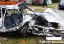 Nö: Pkw-Lenker nach Unfall mit Lkw im Wrack eingeklemmt