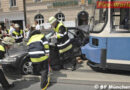 Bayern: Straßenbahn gegen Pkw, Person eingeschlossen