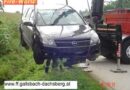 Oö: Pkw nach Ausweichmanöver von der Straße abgekommen