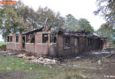 D: Reetdachhaus mit Nebengebäude in Stade durch Feuer vernichtet
