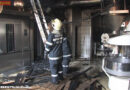 Stmk: 6 Feuerwehren bei Bäckereibrand in Haus im Ennstal im Einsatz