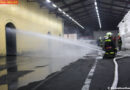 Oö: Lagerhalle der Linz Textil in Linz in Vollbrand