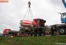 Oö: Voll beladener Betonmischwagen umgestürzt