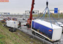 D: Weinlaster auf der Autobahn verunglückt -> München