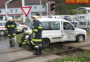 Oö: Verkehrsunfall Eisenbahnkreuzung B 127 in Puchenau
