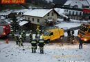Oö: Kleintransporter stürzt in Gerinne – Lenker unverletzt