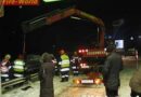 Nö: Fahrzeug fährt auf der B4 auf eine Leitschiene auf