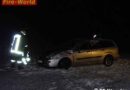 Nö: Eingeklemmter Fahrzeuglenker verständigt selbst die Feuerwehr