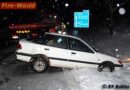 Nö: Pkw kommt von der A2 ab und bleibt im tiefen Schnee stecken