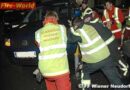 Nö: Fahrzeug hängt auf Begrenzungspoller fest