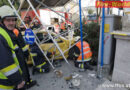 Nö: Unfall-Pkws im Badener Stadtgebiet gegen Baugerüst geschlittert