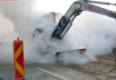 Oö: Baggerbrand auf der A8 bei Meggenhofen