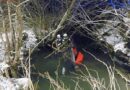 Oö: Pkw stürzt nach Unfall in den Innbach