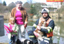 Oö: Hund aus eiskaltem Wasser gerettet -> Attnang Puchheim