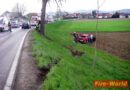 Oö: Fahrzeugüberschlag in Hartkirchen -> Baum knapp verfehlt