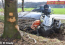 D: Gegen Baum geprallt, eingeklemmt und lebensgefährlich verletzt