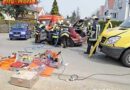 D: Zwei Verletzte bei Unfall zwischen drei Fahrzeugen