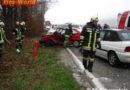 Oö: Schwerer Verkehrsunfall mit eingeklemmter Person auf der B120