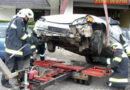 Nö: Mit Pkw in Schwarzau gegen parkende Autos geschleudert