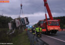 Nö: Spektakulärer Lkw-Unfall mit Kraneinsatz auf der A21 bei Gaaden