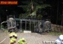 Nö: Lkw mit Anhänger im Pechgraben abgerutscht