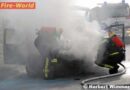 Nö: Pkw bei der Blauen Lagune in Vollbrand
