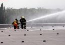 Nö: Vier Feuerwehren üben bei einer 13.00m² großen Lagerhalle