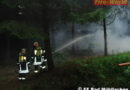 Oö: Brand einer Hütte drohte auf Wald überzugreifen