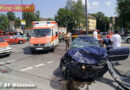 Bayern: Zwei schrottreife Pkw nach Verkehrsunfall in München