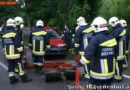 Nö: Junges Mädchen kracht in Breitenfurt mit Auto seitlich gegen Baum